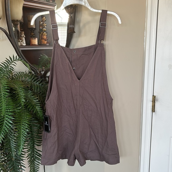 Brand New Volcom Stone Strut Romper Button Up Brown Jumper Casual Short Overalls - Picture 8 of 13